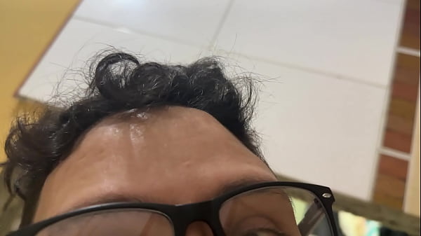 My stepcousin's slutty bitch gives me good service in the shower when our parents are not at home 