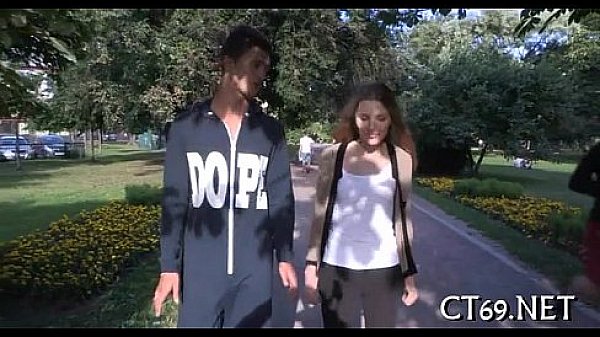 Slut adores blowjobs a lot 