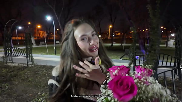 Nonton Valentine&rsquo;s Surprise He Gifts Me A Toy, I Squirt For Him & Make Him Cum Twice thumbnail