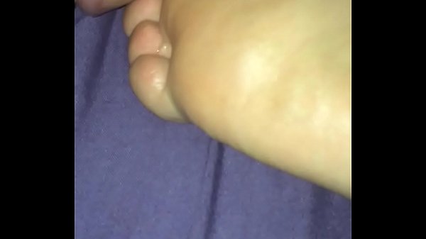 Cum toes