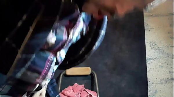 Solo con polla y vagina. Melvin C 