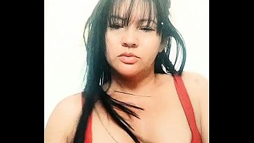 Dancei para um estranho e coloquei a calcinha de lado 