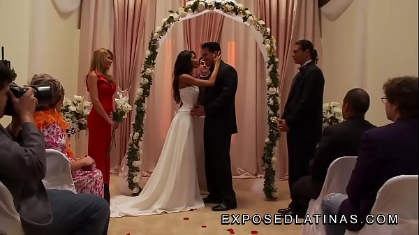 Play MP4 - Exposedlatinas - Nick Manning fucks Kayla Carrera