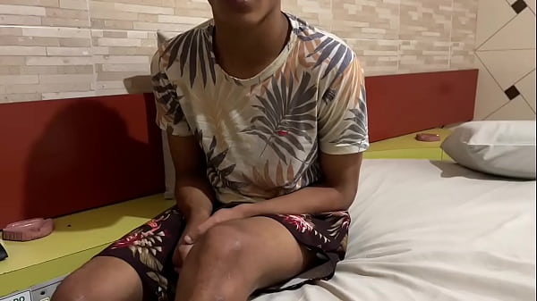 Pronto mais um novinho de rua pra lista 18 aninhos leiteiro #fetiche #mavambo #mendigo