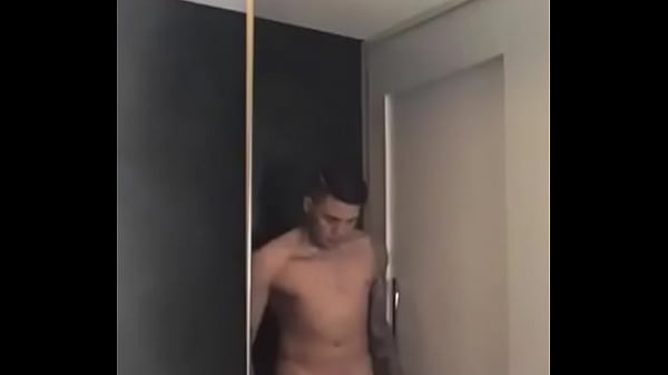 MC BRISOLA PAU GRANDE BALANCANDO E RODANDO