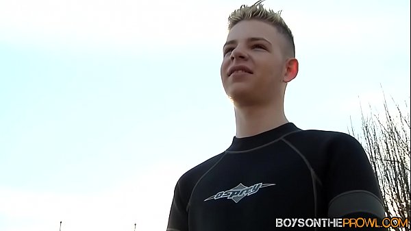 Play MP4 - Amateur cute twinks picked up and driven around as they bang