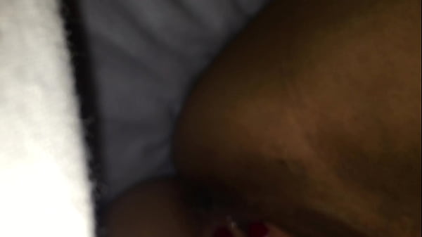 Dandome con el dedito porque no vienes 