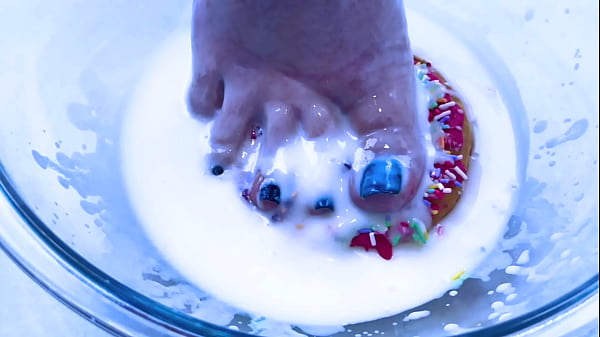 Miss bimby's feet made your dessert ready 