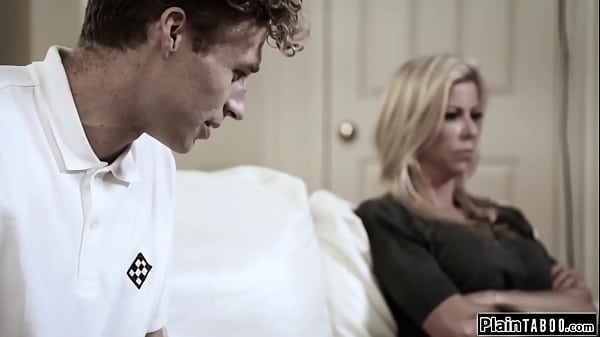 Teen arya fae returns to the table and is shocked to see her bfs busty stepmom with his dick in her troubled guy needs her help to stop it