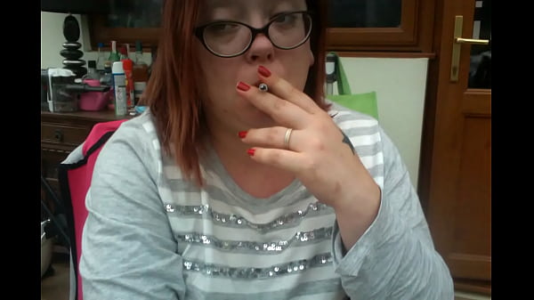 Play MP4 - First Fags Of The Morning With BBW Tina Snua - Coughing Fetish