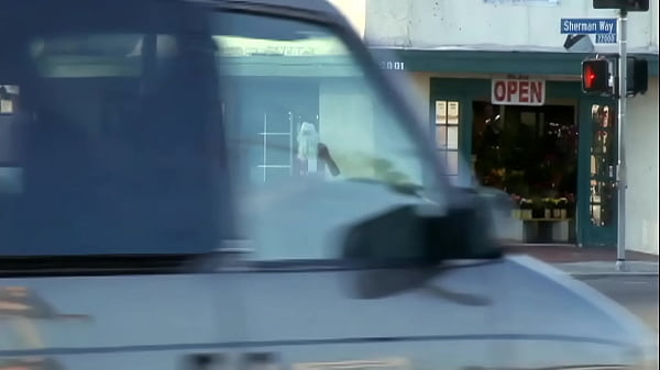 Nonton Grinding And Flailing In A Hard Frenzied Fuck, She Finishes With A Thick Stream Of Jizz... thumbnail