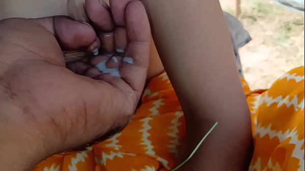 Naggi karke ghumaya bhabhi ko 