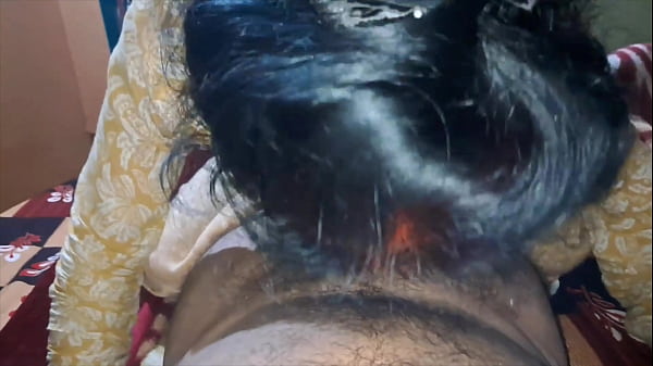 Raat bhar bhatije ne chachi ki gaand ko toda &ndash; hardcore chudai