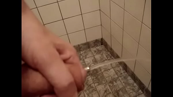 Piss through Prince s_Wand