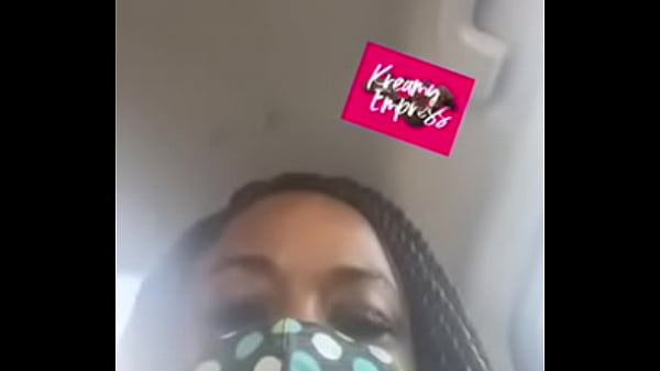 Play MP4 - Switch inside Uber with rose toy