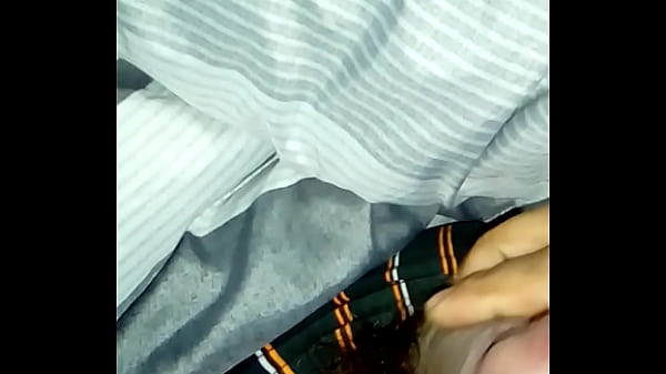 Play MP4 - Hiciste que se me parara el pico pepina