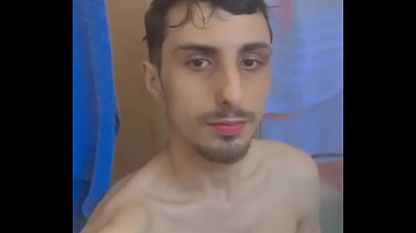 Nonton Novinho Piercing Novo No Chuveiro! thumbnail