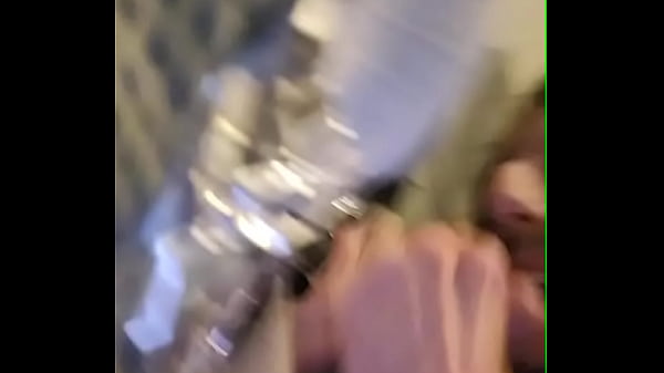 Play MP4 - Giving a long blowjob at my gloryhole