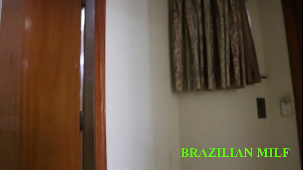 Nonton Levei O Meu Amigo Um Negao Pirocudo Pra Foder O Cu Da Minha Madrasta (video Completo No Red/sheer) thumbnail