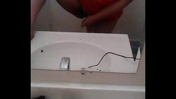 Play MP4 - Skye Time