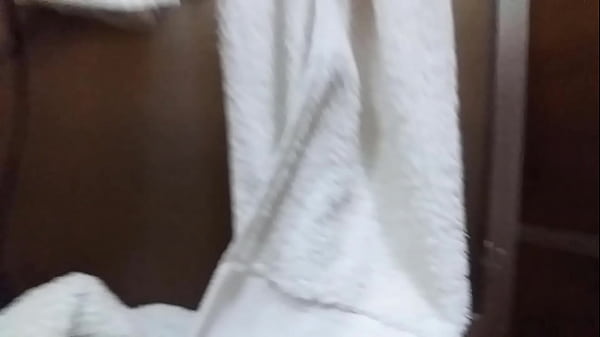 Fodendo A Gostosa No Banheiro Da Casa Da Amigaa thumbnail