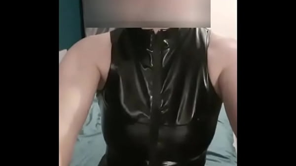 Nonton Merci Qui ? Merci Eloupi Pour Ton Merveilleux Cadeau ... Cette Jolie Robe Zip (... thumbnail