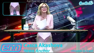 Mature big tits babe rides the sybian while reading news stories