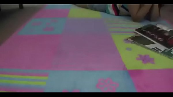 Nonton Tasty Teen Toys Ink Cunt And Sucks Dick thumbnail