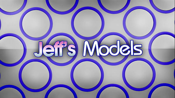 Nonton Curvy Milf Andi Ray Enjoys Her Toy Fucking Session thumbnail