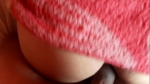 Culiandome a mi amiga culona buena para gemir 