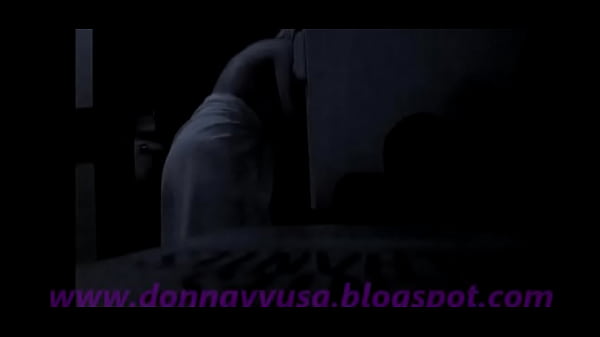 DONNA VY SEXY EXIBICIONISMO FLASHING SERVICE ROOM HOT BLOND MFL