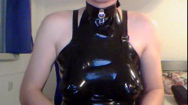 Sandracd23 leckt Plug 