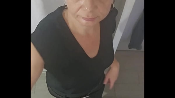 Nonton Je Te D&eacute;voile Ma Tenue Du Jour Avant De Partir Au Taf thumbnail