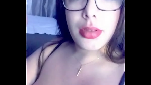 Play MP4 - PATRICIA HOT CHUPANDO GOSTOSO