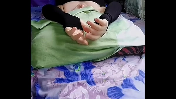 Play MP4 - Bent Down Desert Dancer Big Ass Lady Boy Cosplayer Model Hot Sissy