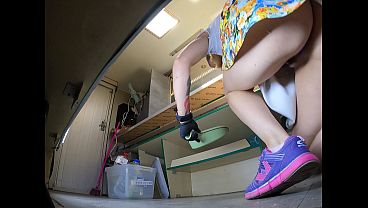 This super hot girl knows exactly how to clean the floor to keep the job