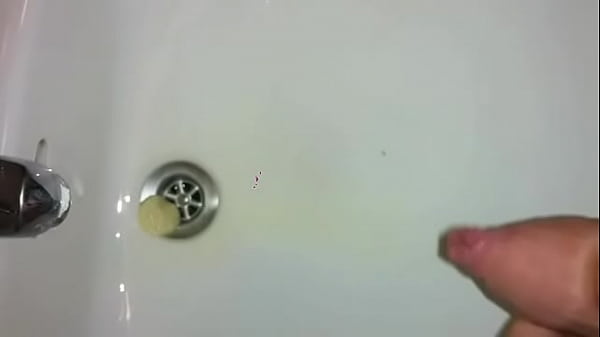 Play MP4 - Jesus swims in piss