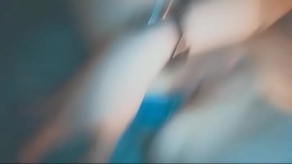 Nonton Sexy Petite With Blue Vibe thumbnail