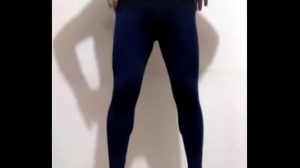 maraiann bailando en ropita y tacones muy sexi 