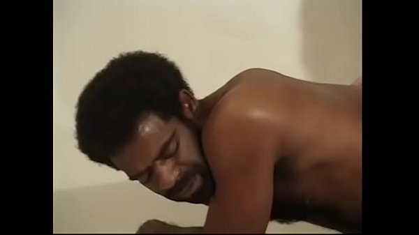 Play MP4 - Gay couple suck and fuck each other