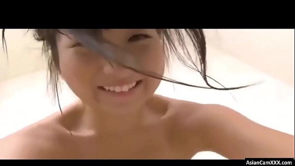 Busty_Asian Maid Teen_Takes Bath