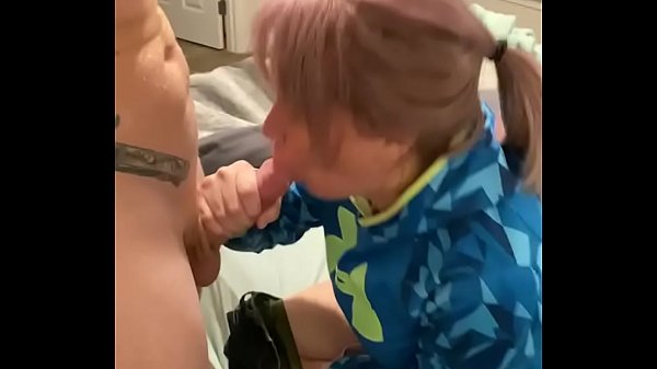 Play MP4 - Milf winter time fucking mase619