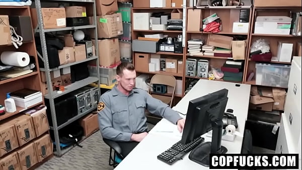 Play MP4 - Mall Officer Pierce Paris Fucks and Facials Shoplifting Twink Brayden Wolf