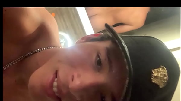 jock mess around with me in the  restroom with his phone lol 