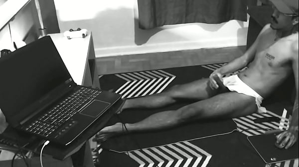 Play MP4 - IP CAM GAY TWINK