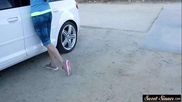 Teen beauty screwed by her horny stepdaddy