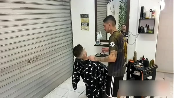 Play MP4 - O Cabeleireiro