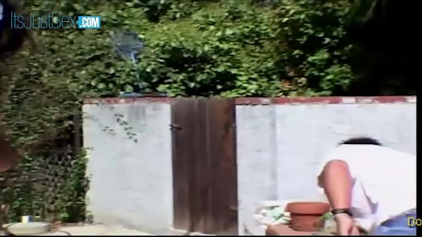 Milf cole commors fucking poolside 