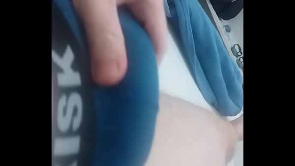 De pau duro pro amigo gay casado