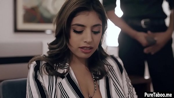 Latina_babe with a fear tricked into sexby a psychiatrist